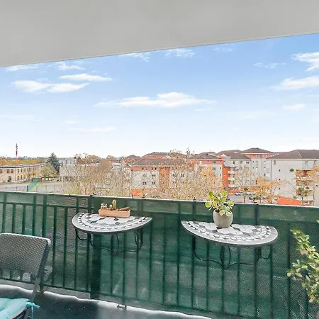 Escale Affaires Dugny-bourget Apartment *